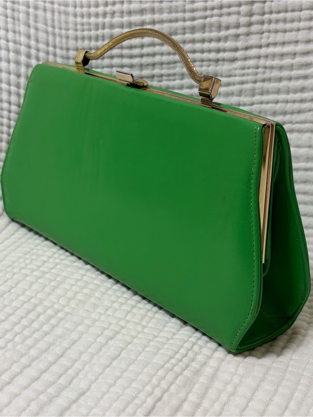 Vintage 1960 Kelly Green W/Gold Clasp Clutch | Mid Century Lewis Designs Bag